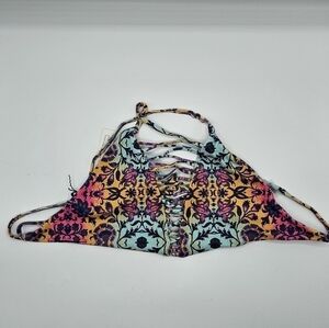 NWT Gypsy 05 swim bikini top only size small